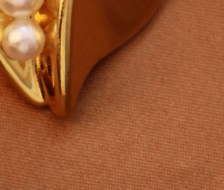 Fashionable Love Pearl Earrings with Titanium Steel Design for Women