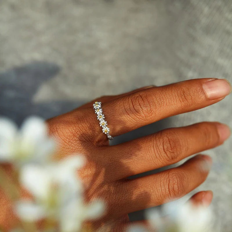 Vintage Daisy Flower Ring with Adjustable Open Cuff | Women's Trending Jewelry